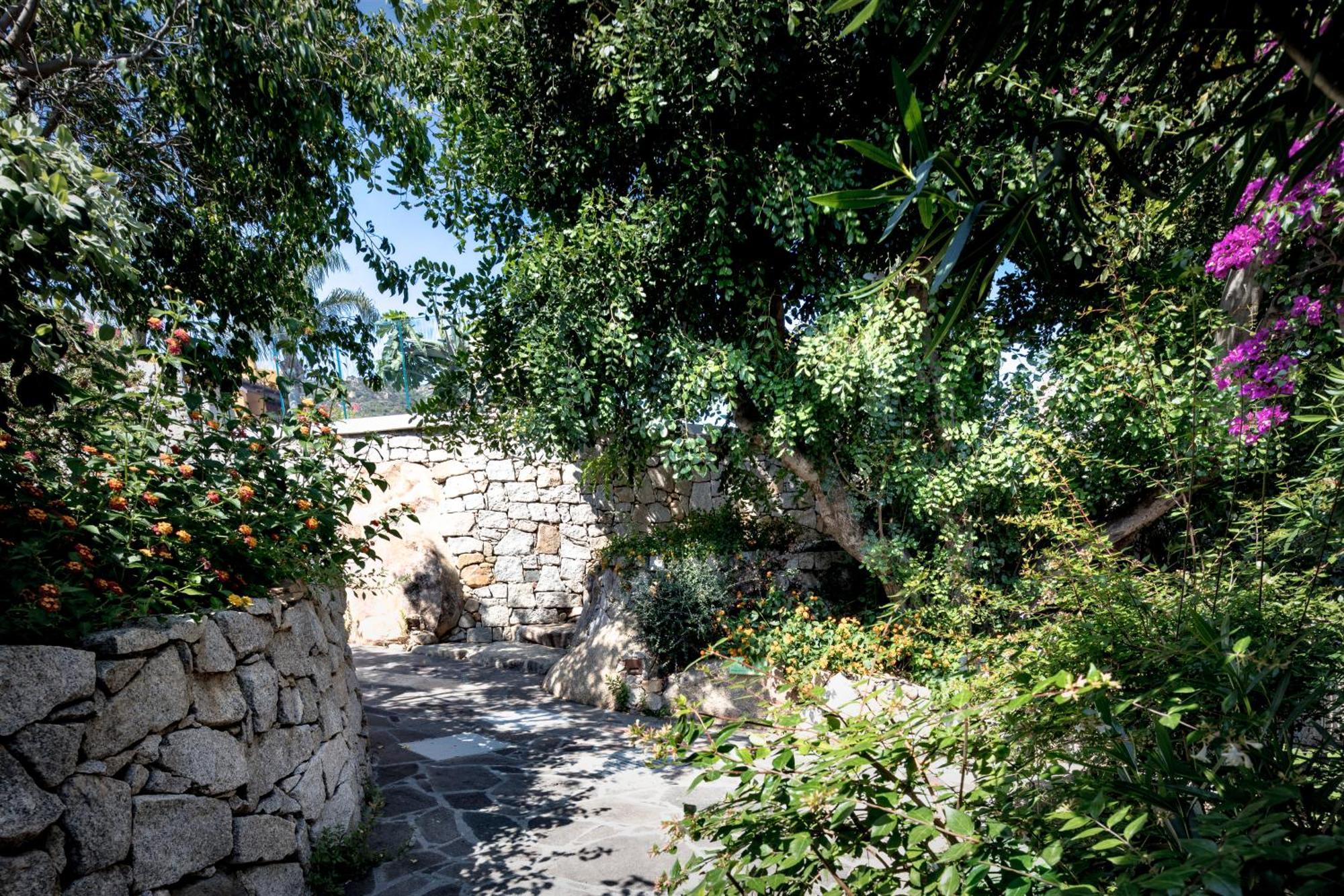 Cruccuris Resort - Adults Only Villasimius Bagian luar foto