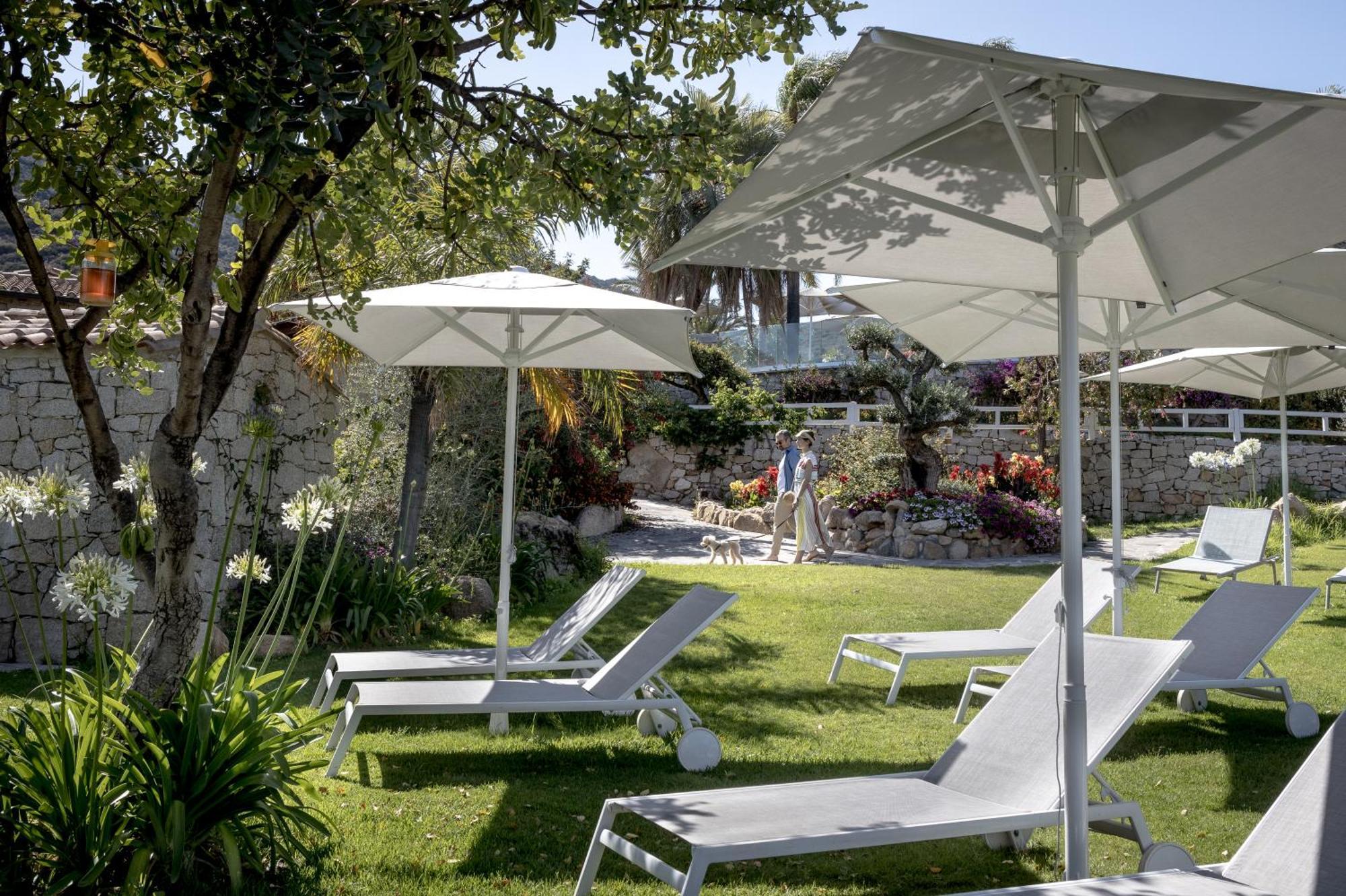 Cruccuris Resort - Adults Only Villasimius Bagian luar foto